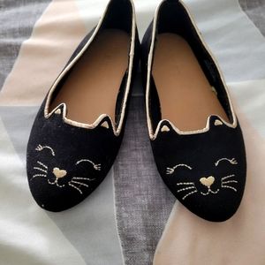 Super Cute girls/Toddler loafer style size 7